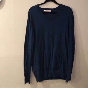 Men’s V-Neck Sweater